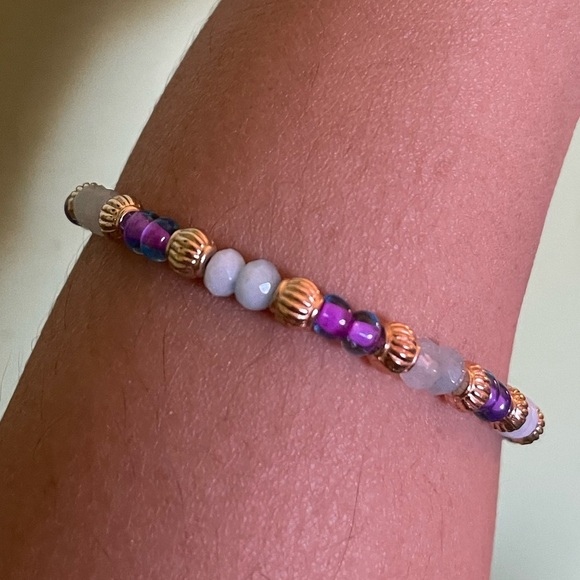 Elegant Purple, Blue Quartz Stone and Gold Beaded Bracelet - Picture 3 of 5